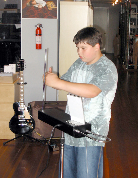 THE HAPPY ELECTROPOP MUSIC MACHINE